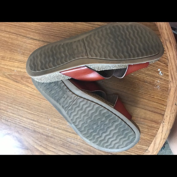 Sandals - Picture 3 of 3